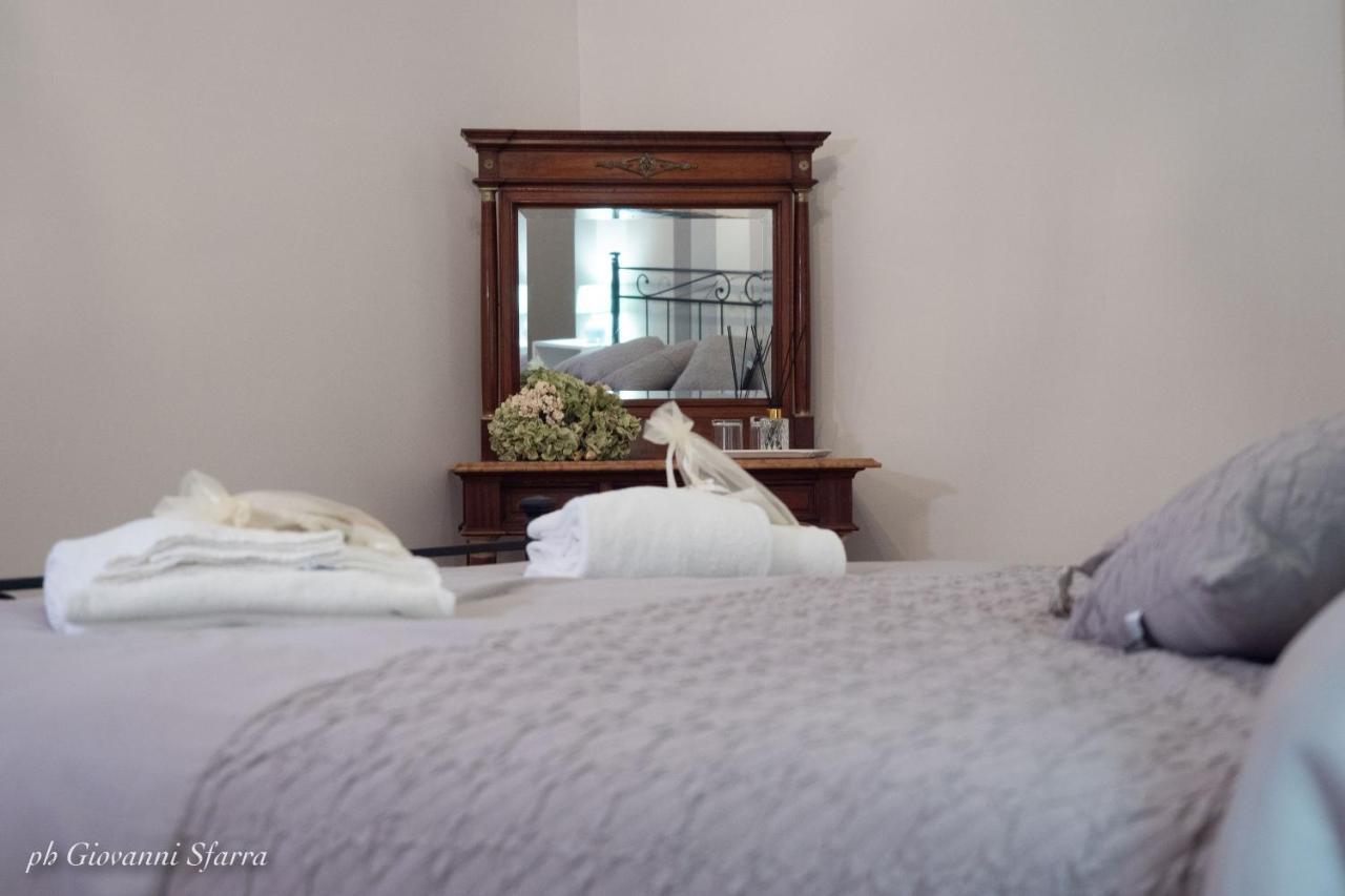 Roio Palazzo Palitti Bed & Breakfast エクステリア 写真
